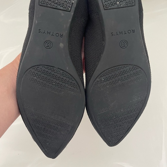 Used Rothy's Black Pointed Knit Flat with White Trim - Picture 4 of 6